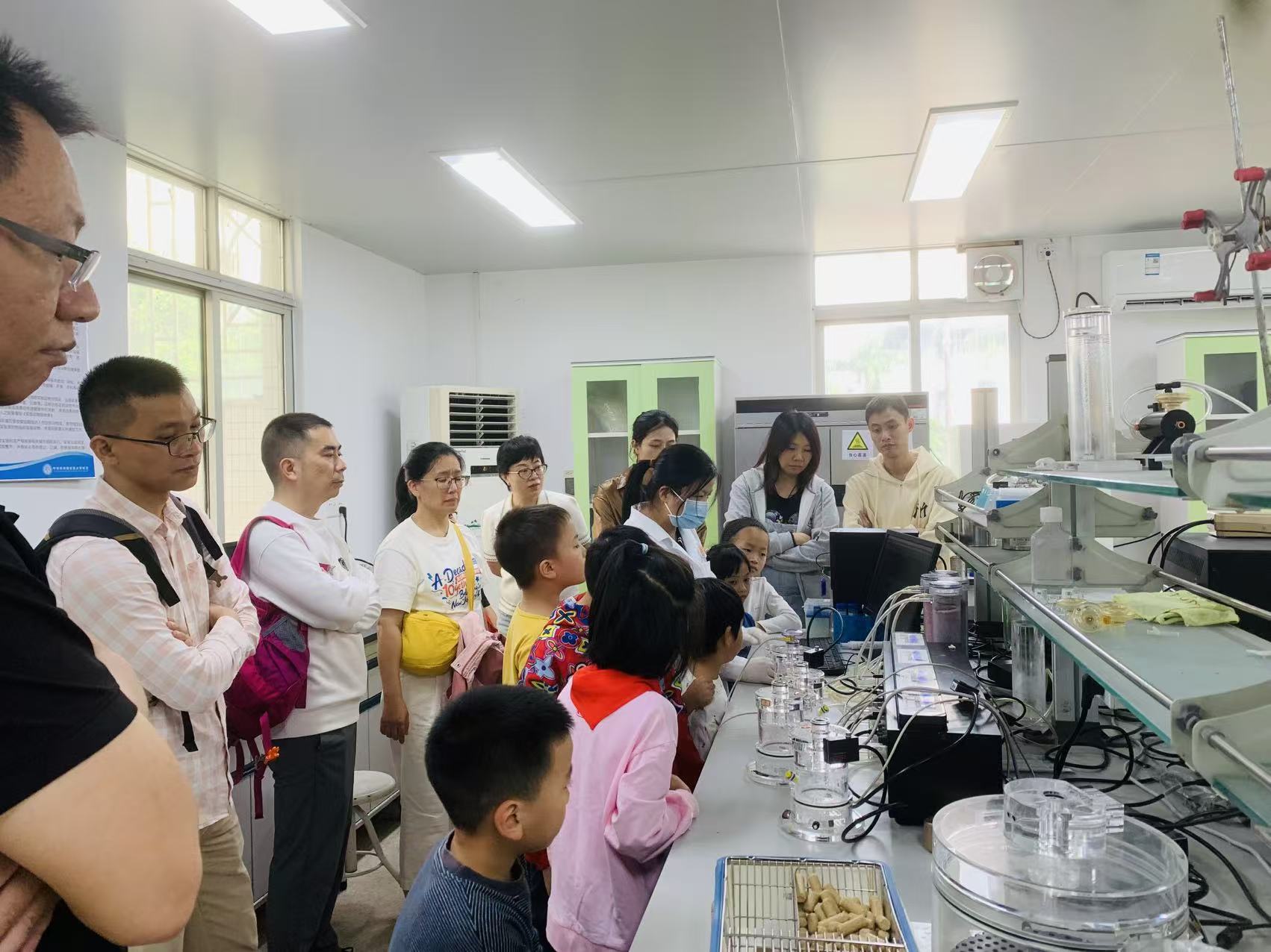 1761702080443903.jpg 1761702080443903.jpg